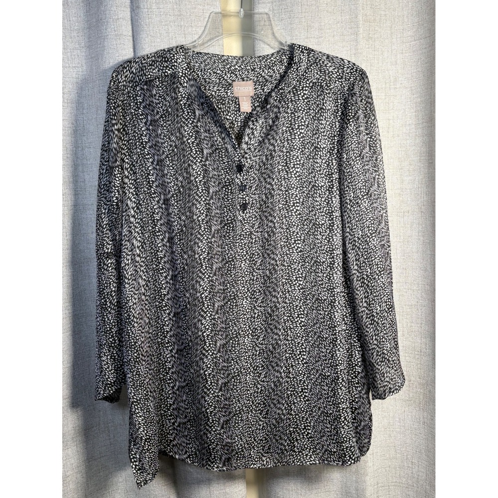 Chico's Black White Abstract Dot Print Henley Blouse Size 1 Medium